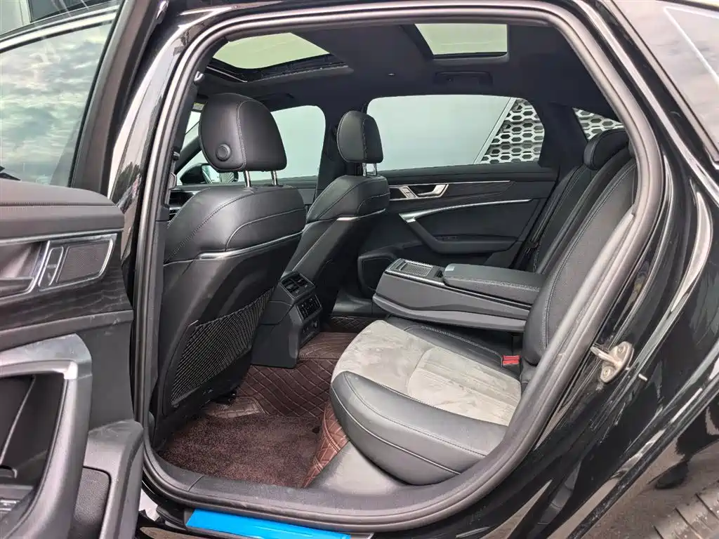 Audi A6L — миниатюра 14