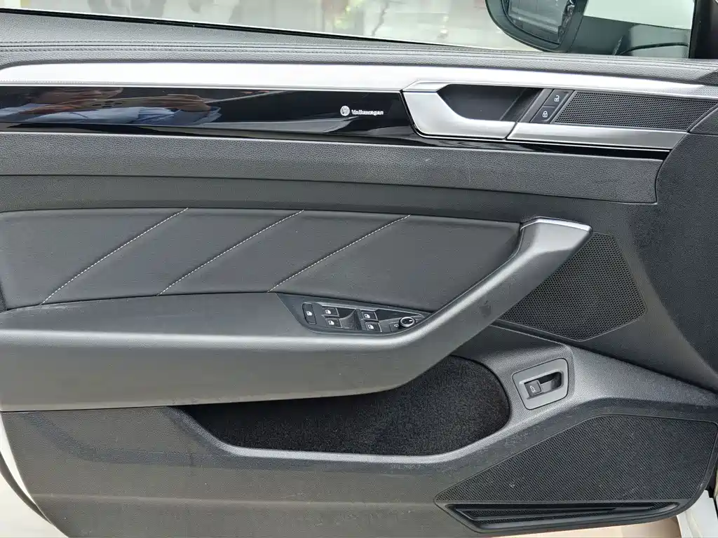 Volkswagen FAW - Passat CC CC 2021 330TSI