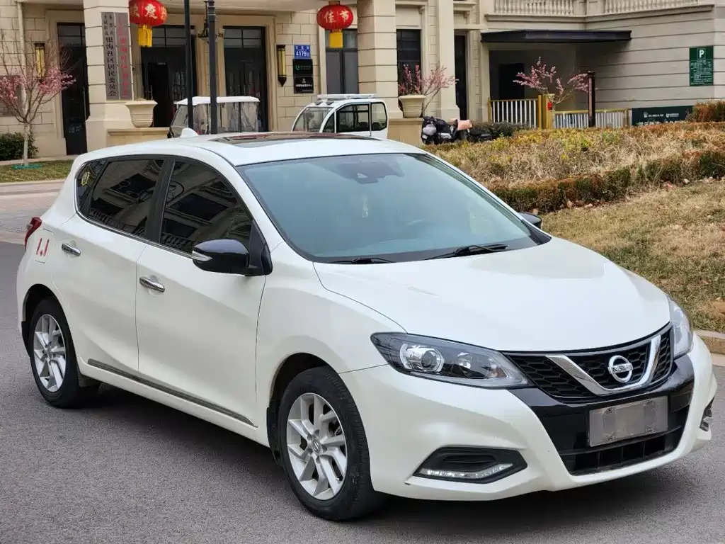 Nissan Tiida 2021 1.6L CVT Smart Drive Edition