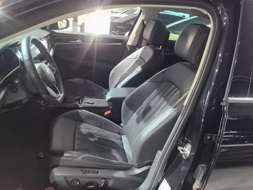 Volkswagen Passat — миниатюра 15