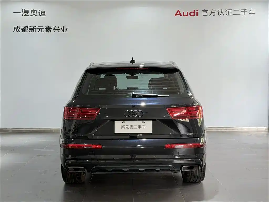 Audi Q7 — миниатюра 5