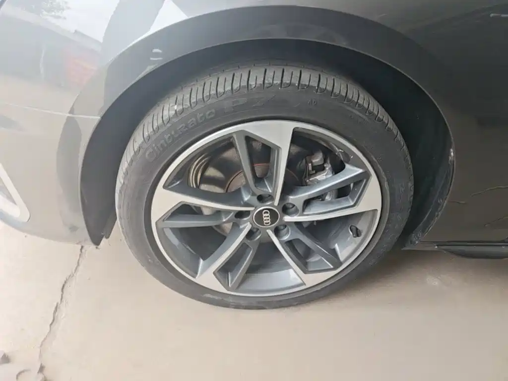 Audi A4L — миниатюра 23