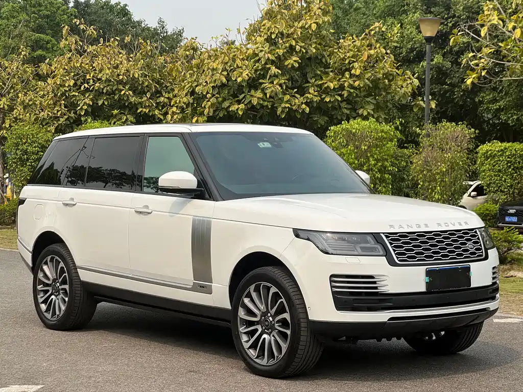 Land Rover Range Rover 2022 3.0 L6 400PS Long Wheelbase