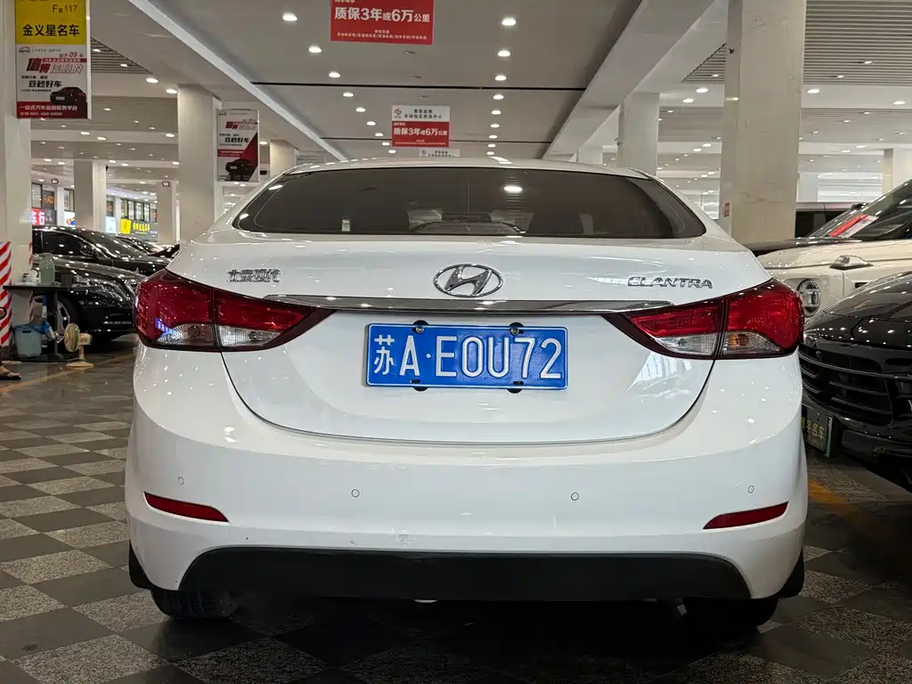 Hyundai Elantra Langdong — миниатюра 10