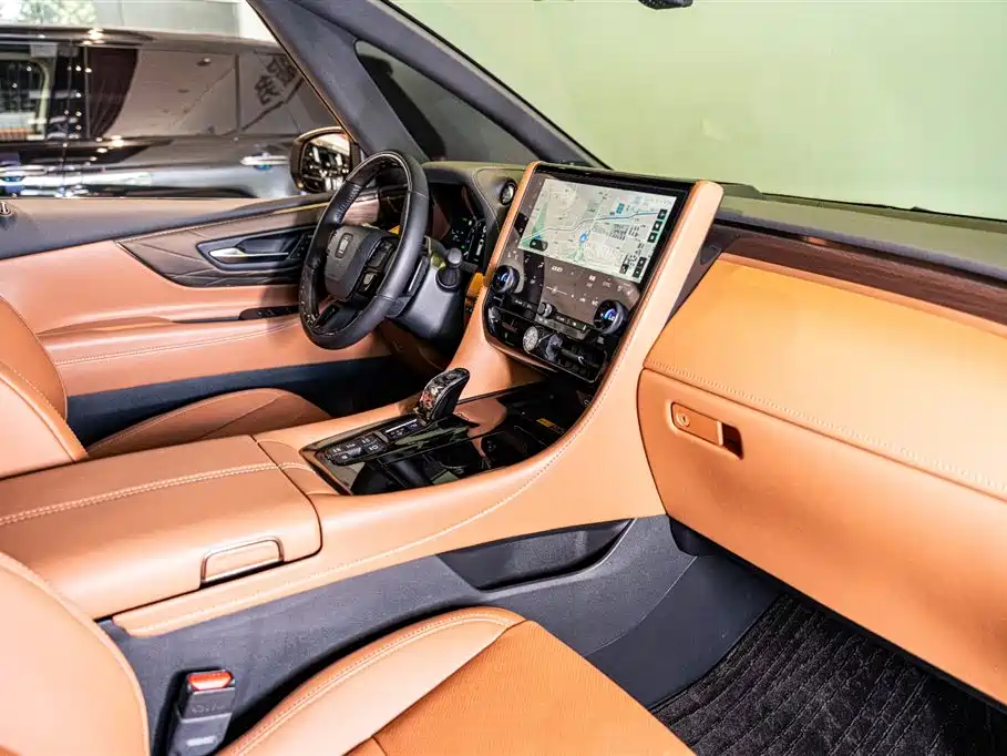 Toyota Vellfire 2024 2.5L Executive