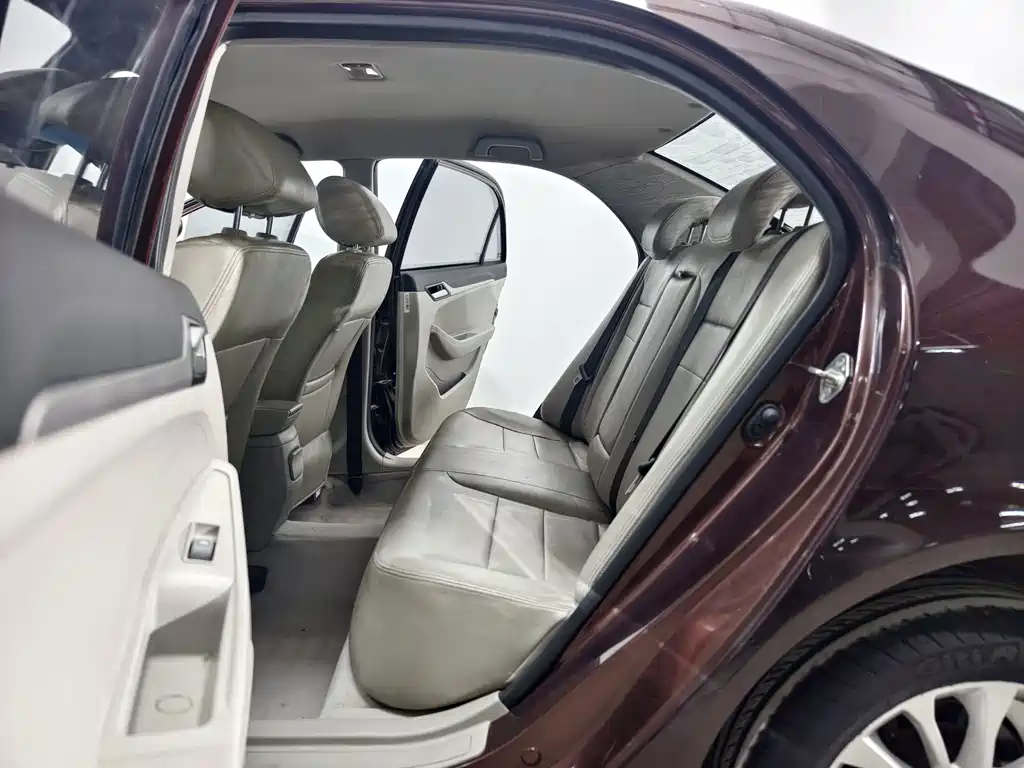 Geely Vision — миниатюра 12