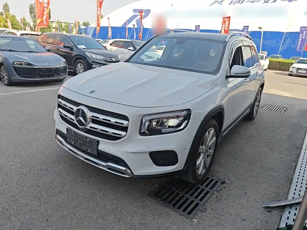 Mercedes-Benz GLB — миниатюра 2