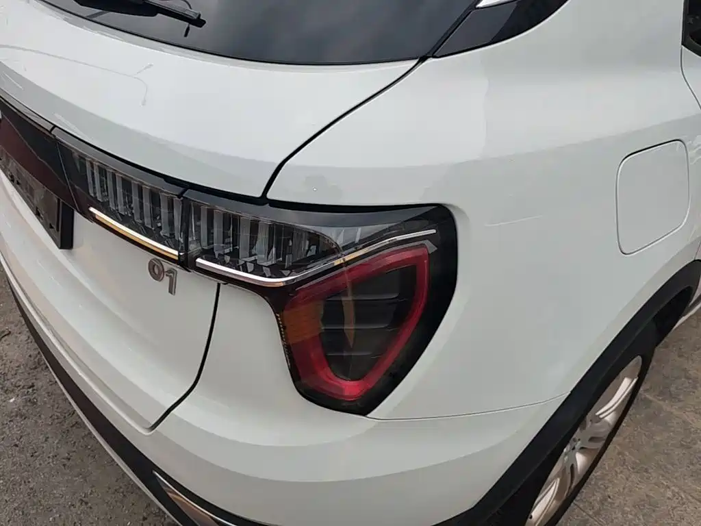 Lynk & Co 01 — миниатюра 8