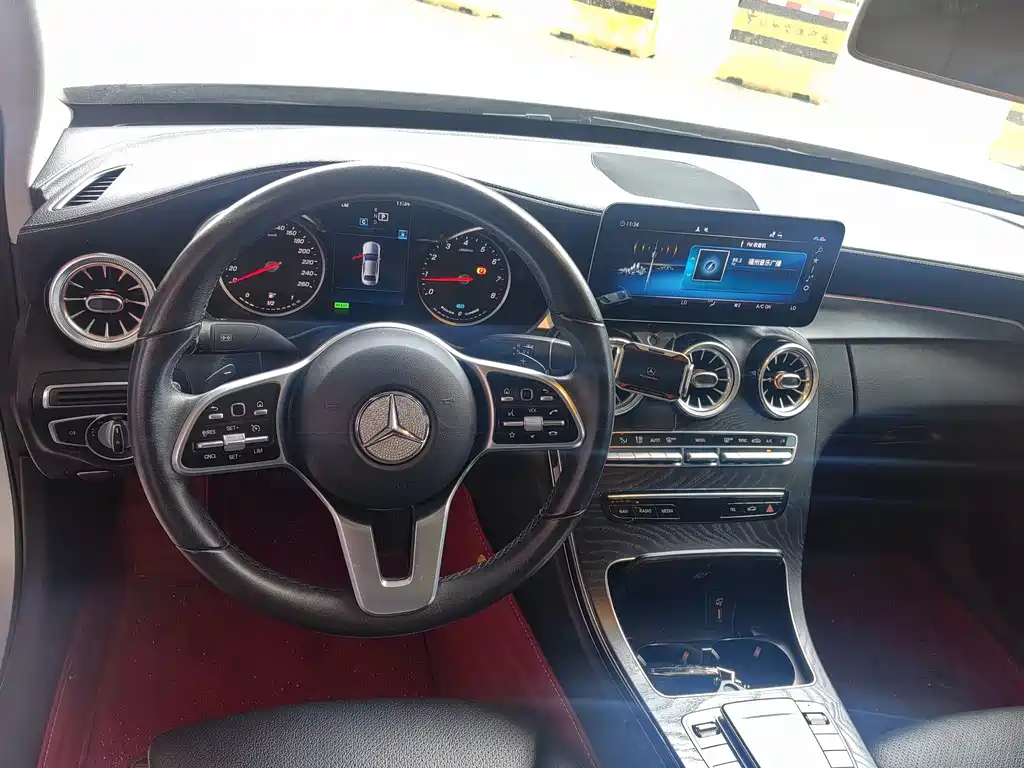 Mercedes-Benz C-Class — миниатюра 10