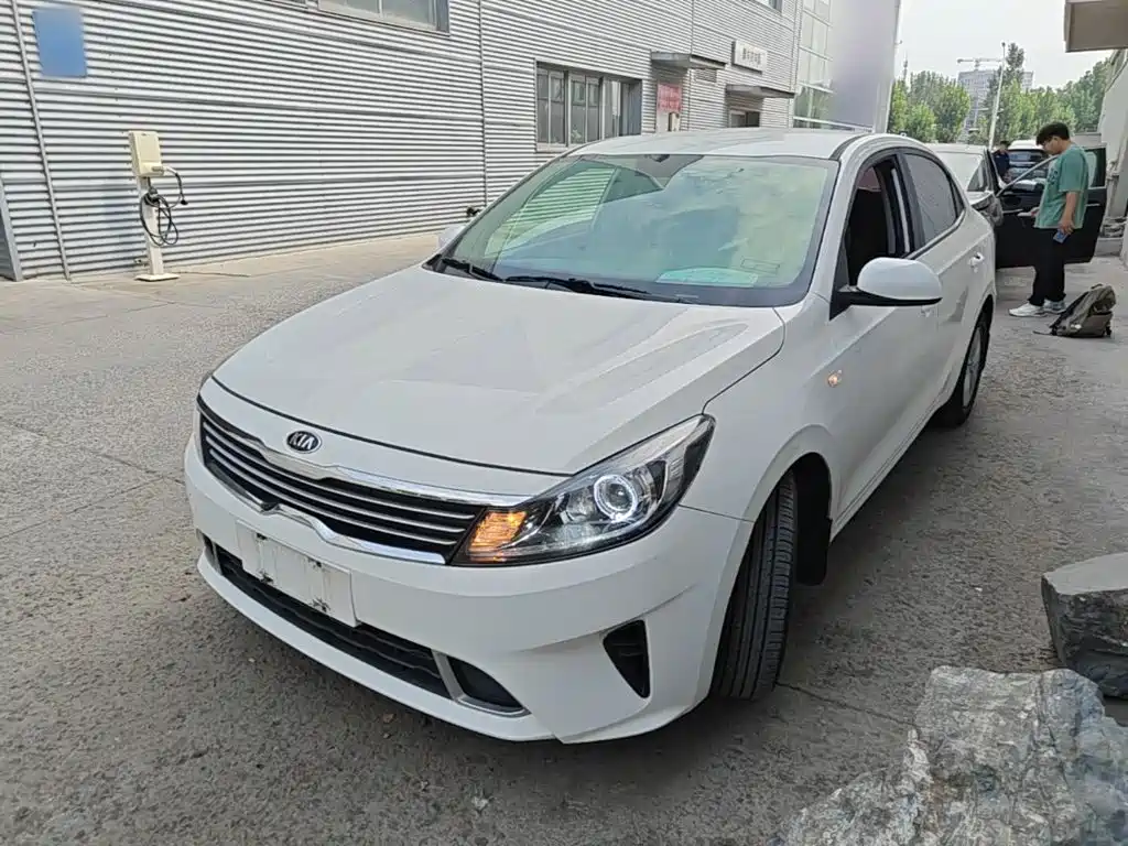 Kia Forte — миниатюра 2