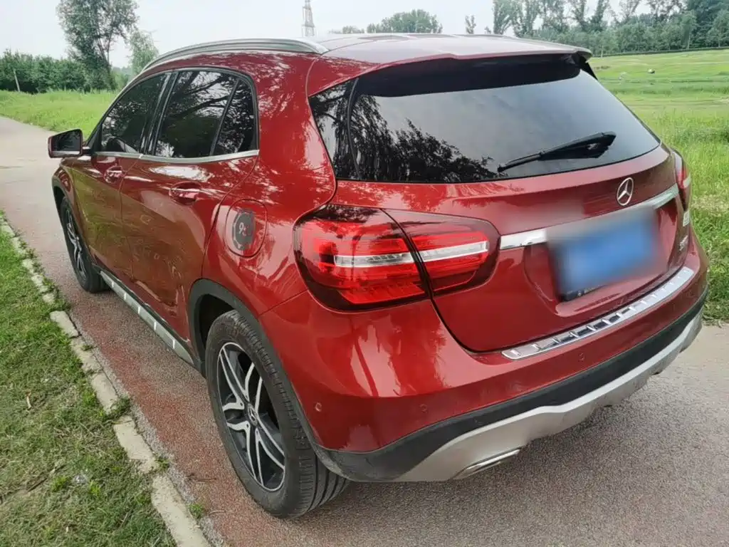 Mercedes-Benz GLA 2017 GLA 200 Fashion