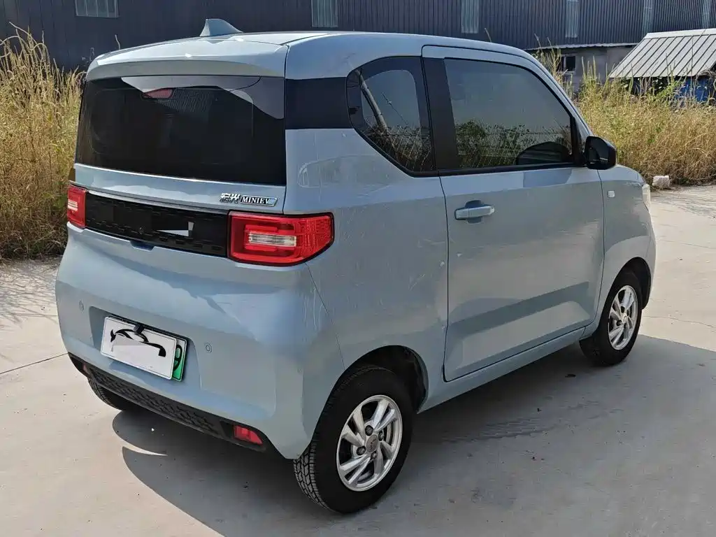 Wuling MINIEV — миниатюра 6