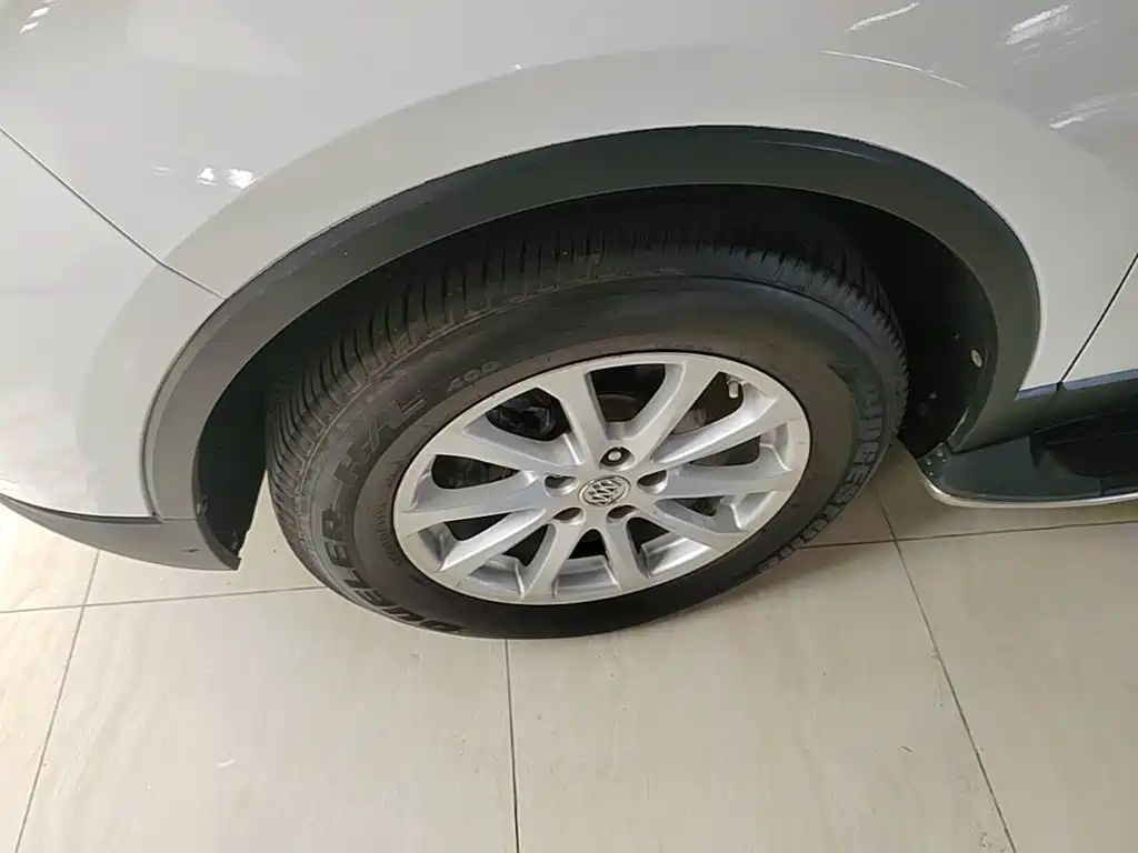 Buick Envision Plus — миниатюра 23