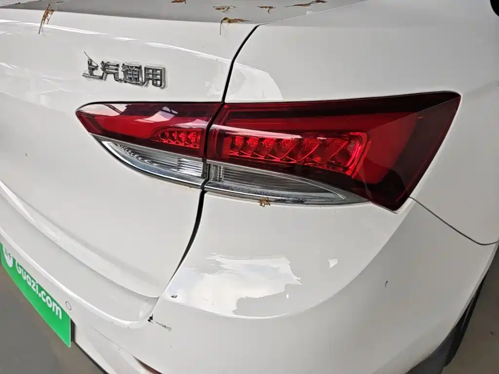 Buick Excelle — миниатюра 8