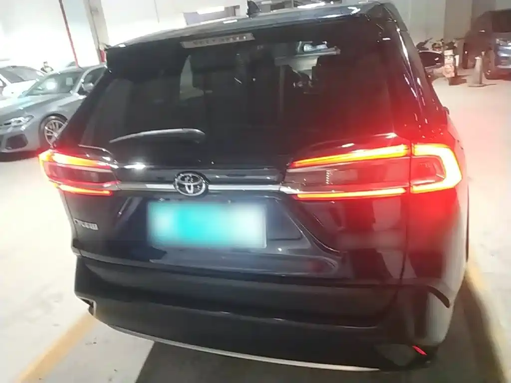 Toyota Wildlander — миниатюра 6