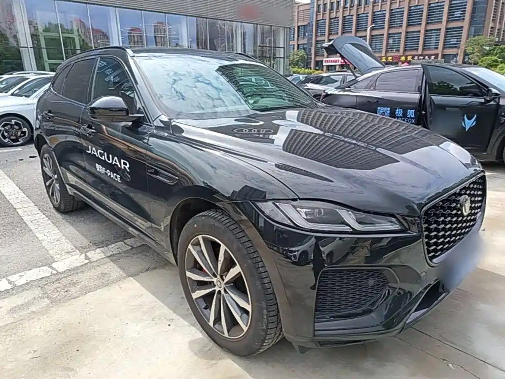 Jaguar F-PACE — миниатюра 4