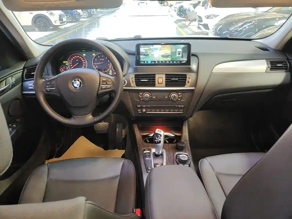 BMW X3 (Import) — миниатюра 10