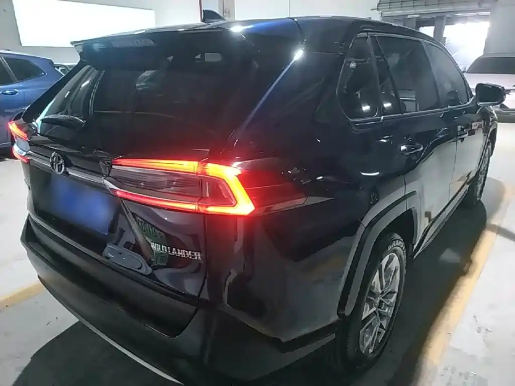 Toyota Wildlander — миниатюра 7