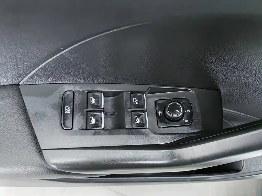 Volkswagen Tacqua — миниатюра 9