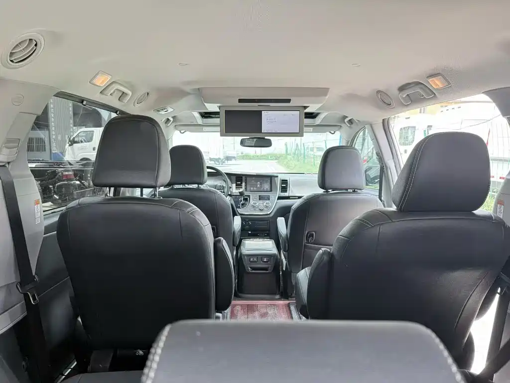 Toyota Sienna 2015 3.5L L