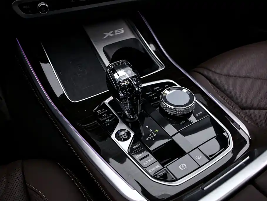 BMW X5 2022 xDrive 40Li M Sport