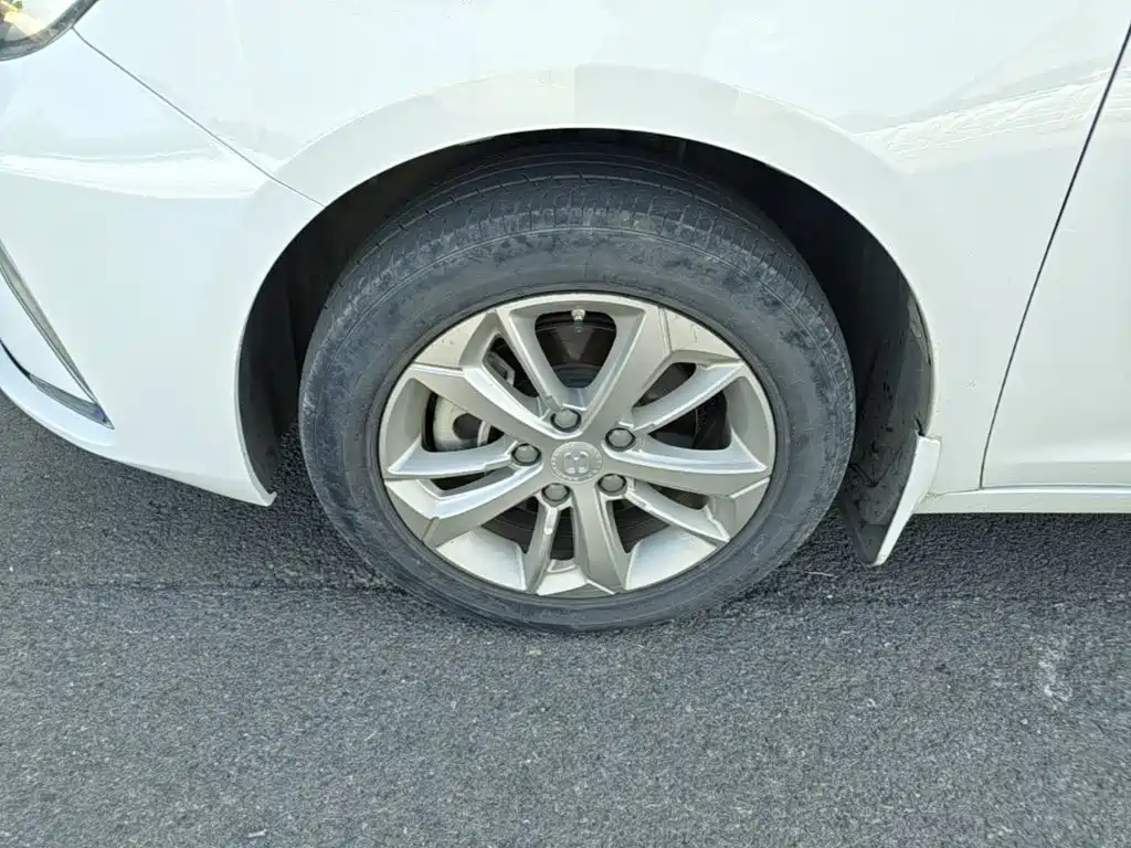 Geely Emgrand GL — миниатюра 23
