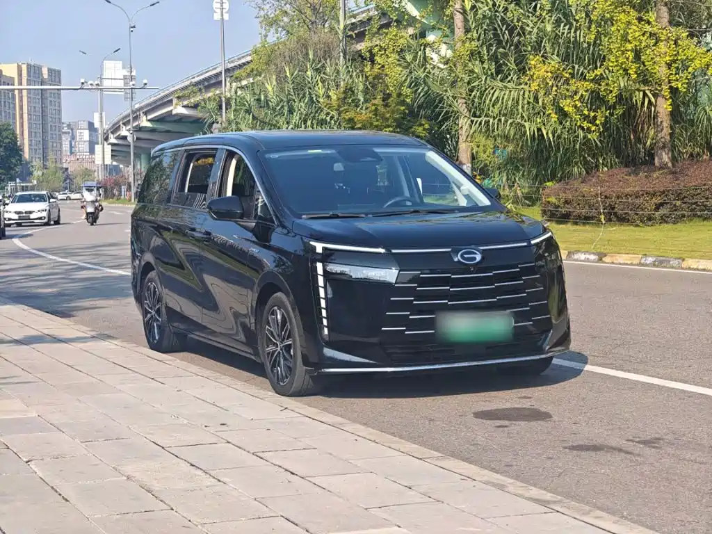 GAC Motor Trumpchi E8 PHEV — миниатюра 4