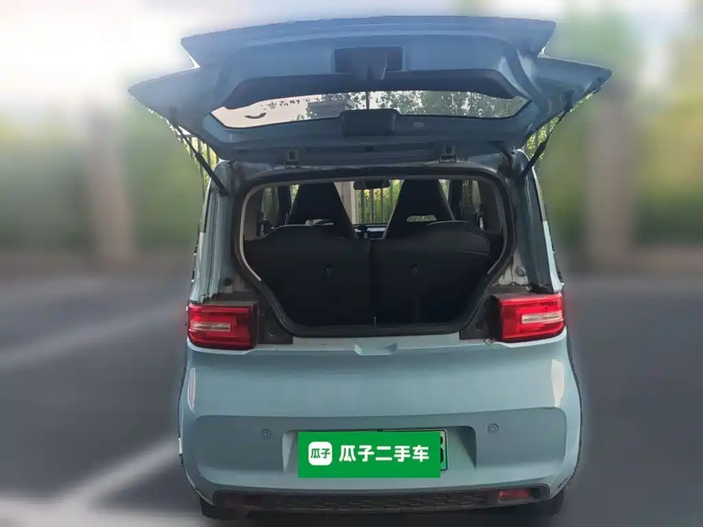 Wuling MINIEV — миниатюра 10