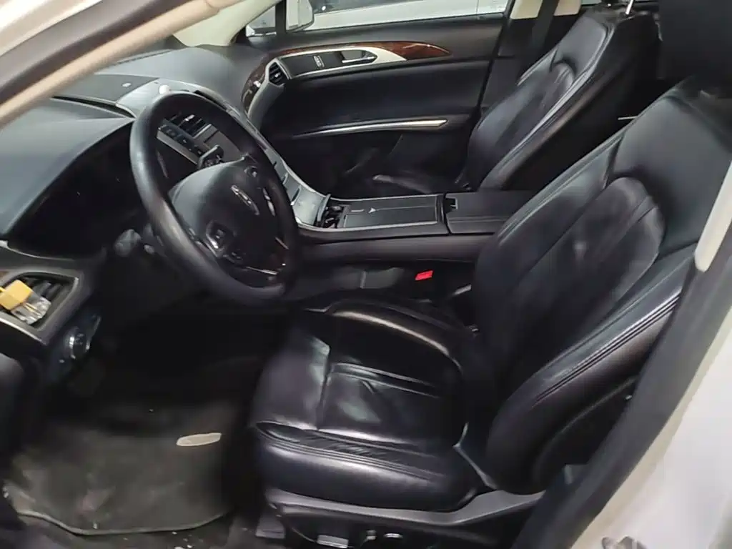 Lincoln MKZ — миниатюра 15