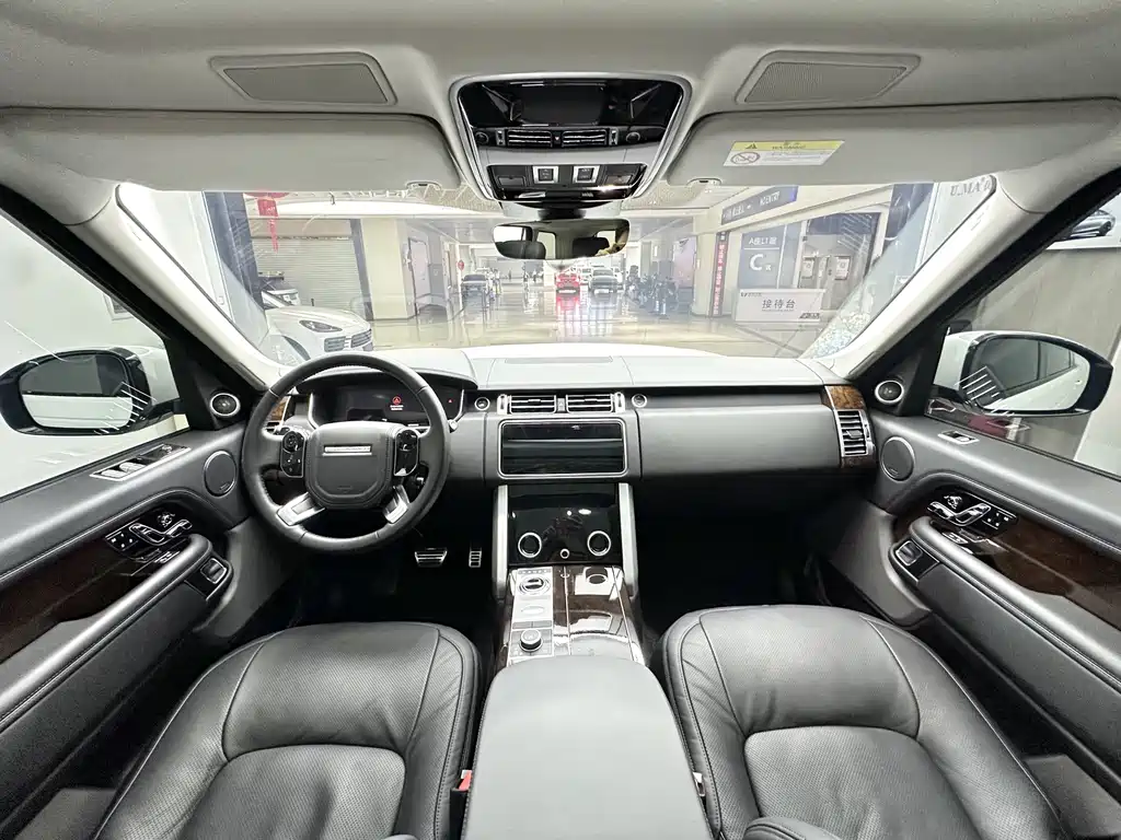 Land Rover Range Rover — миниатюра 11