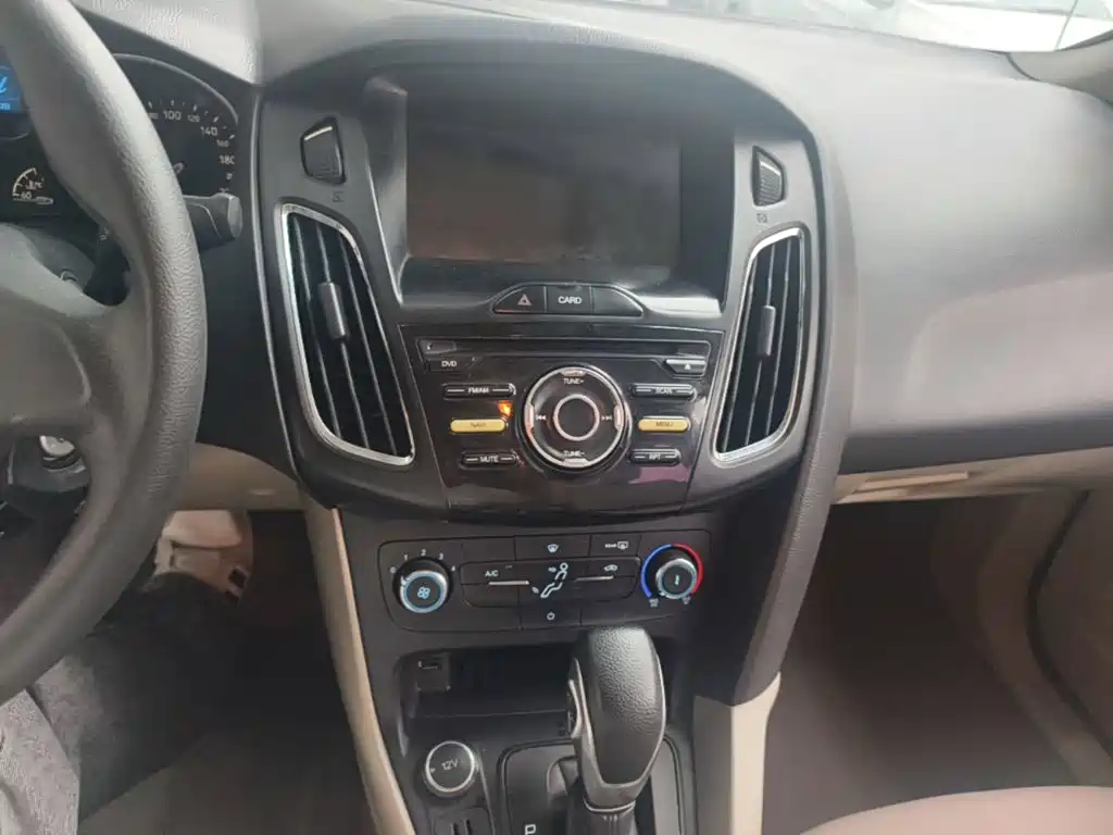 Ford Focus — миниатюра 13