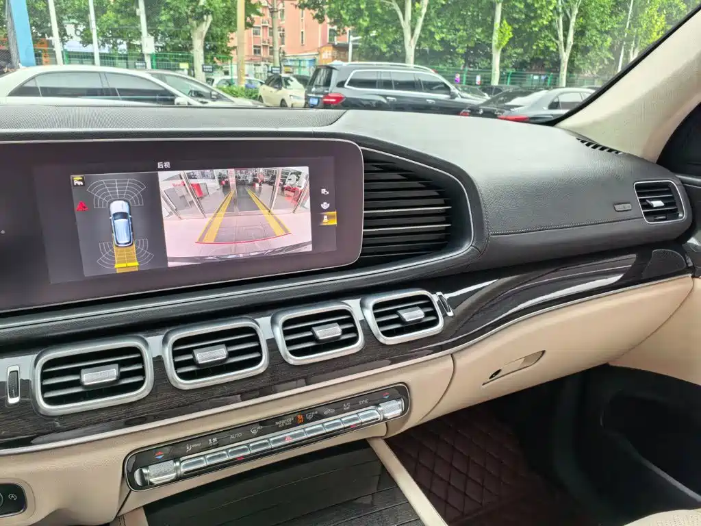 Mercedes-Benz GLE (Import) — миниатюра 6