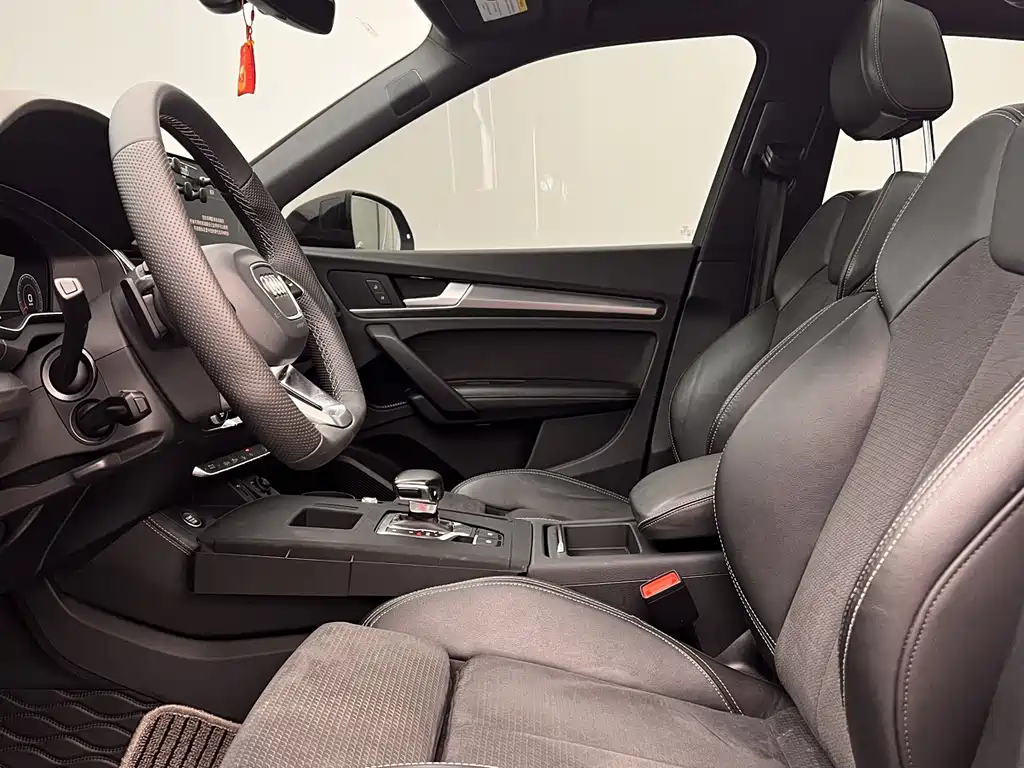 Audi Q5L Sportback 2022 40 TFSI Luxury
