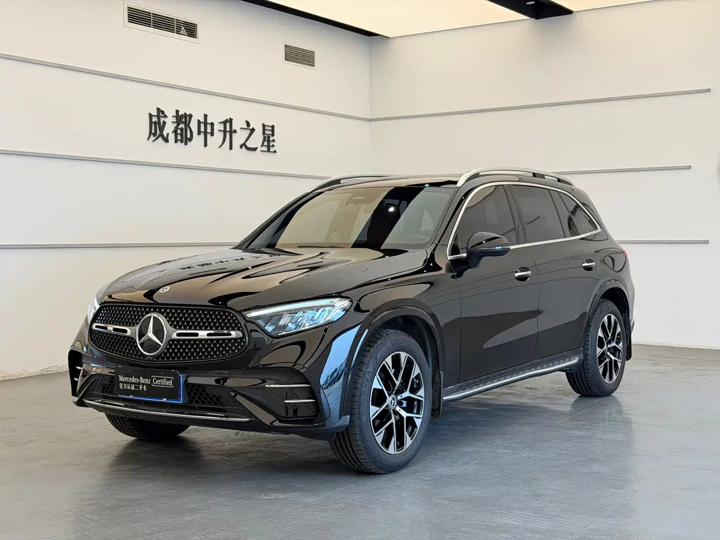 奔驰GLC 2023款 GLC 260 L 4MATIC 豪华型 5座 2023