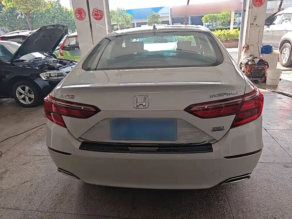 Honda Inspire — миниатюра 6