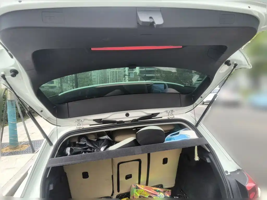 Volkswagen Golf — миниатюра 15