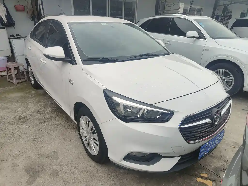 Buick Excelle — миниатюра 3