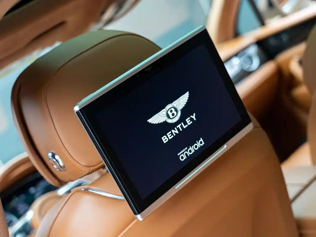 Bentley Bentayga — миниатюра 13