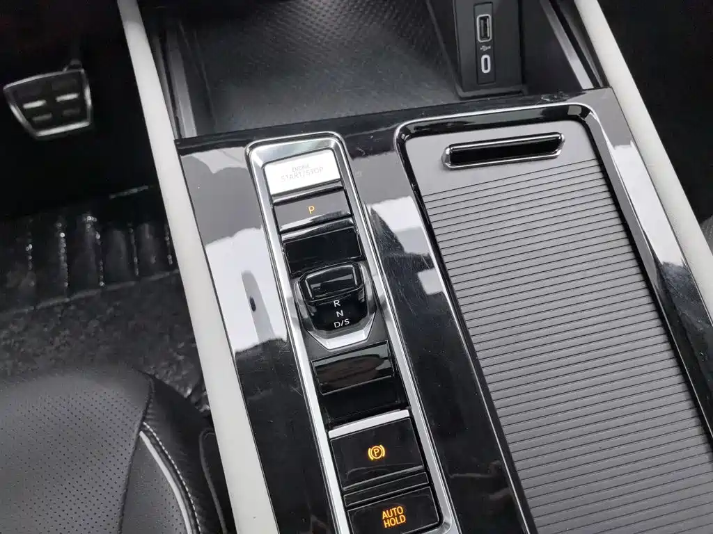 Volkswagen Teramont — миниатюра 13