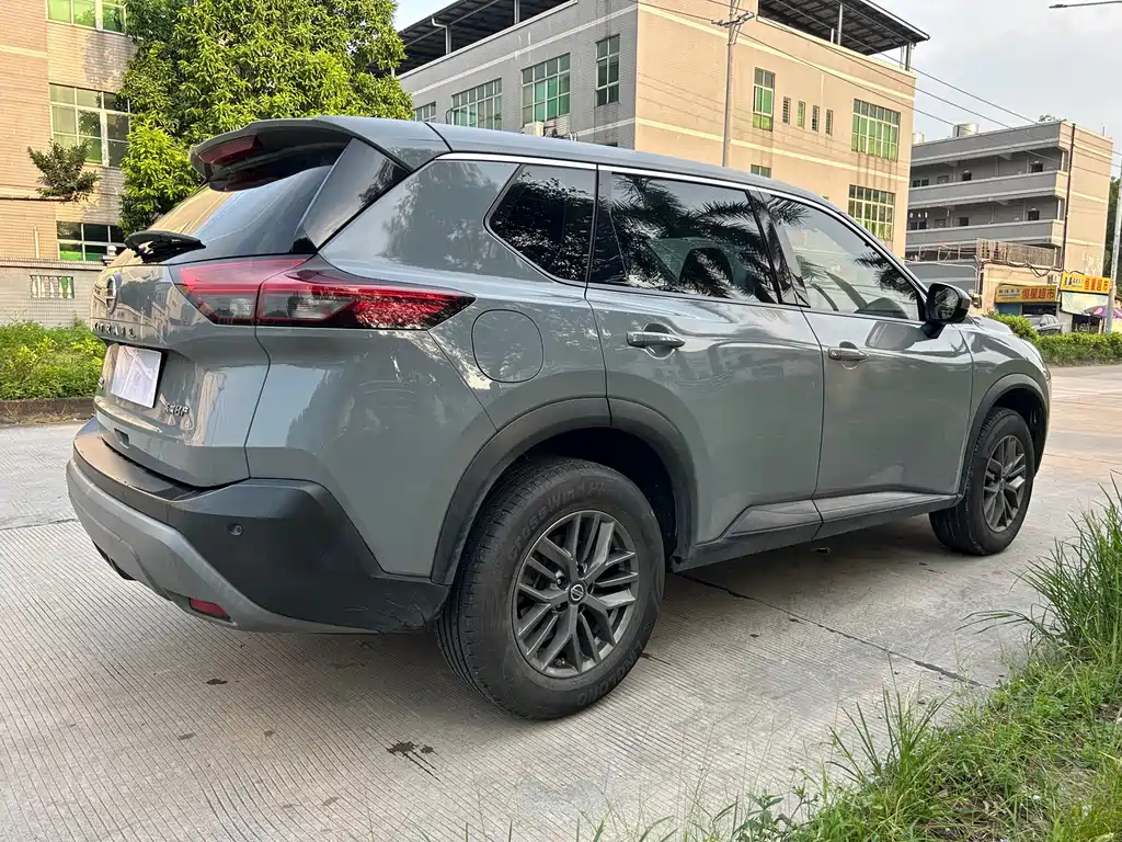 Nissan X-Trail — миниатюра 5