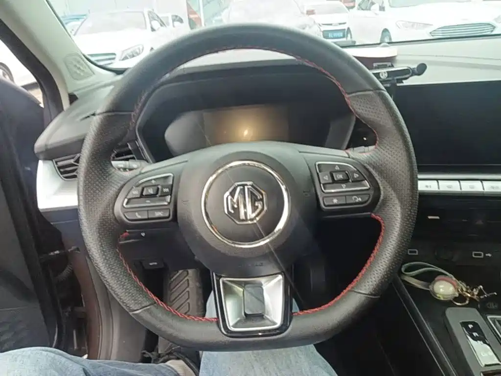 MG MG5 — миниатюра 11