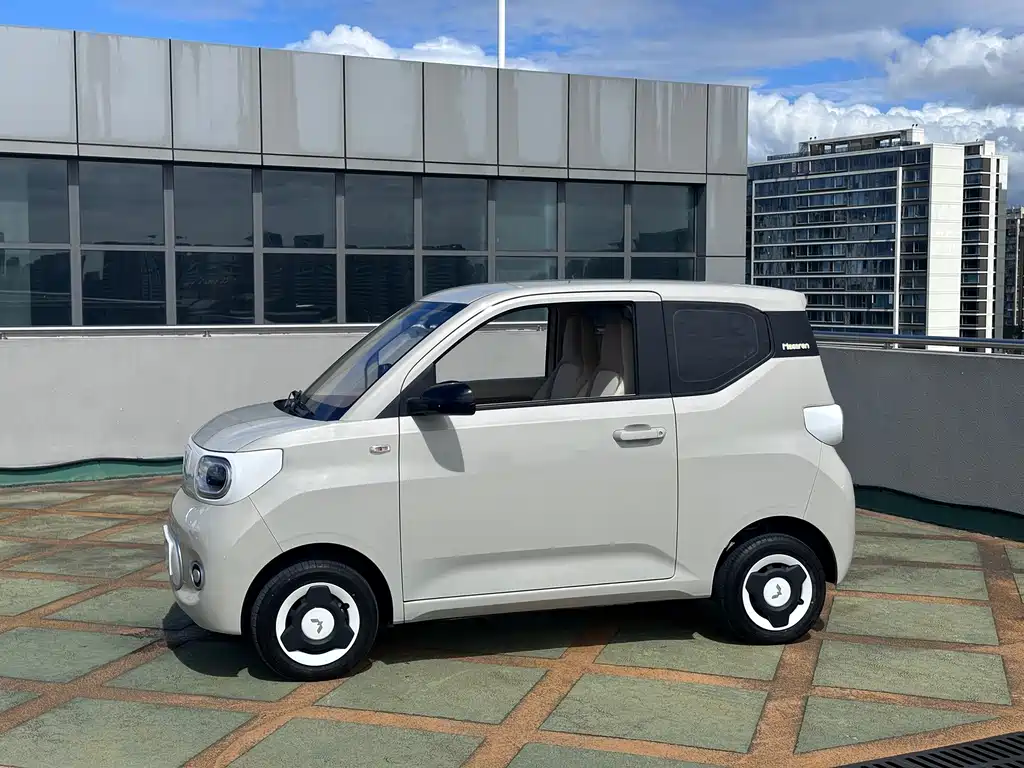 Wuling MINIEV — миниатюра 5
