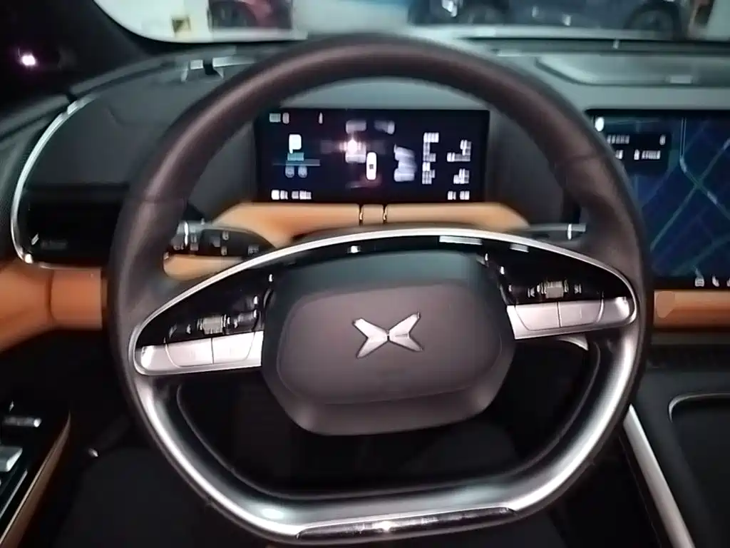 XPeng G9 — миниатюра 11