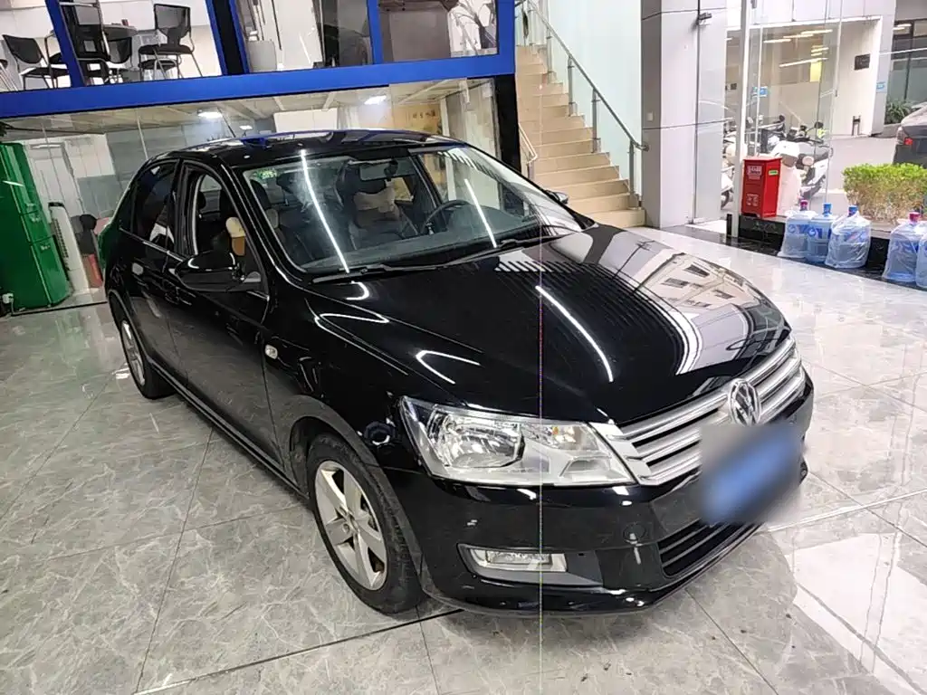 Volkswagen Santana — миниатюра 4