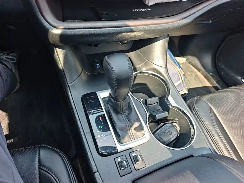 Toyota Highlander — миниатюра 14