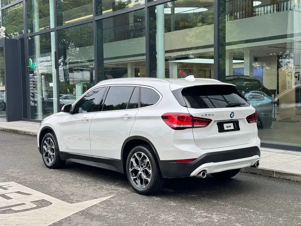 BMW X1 — миниатюра 5