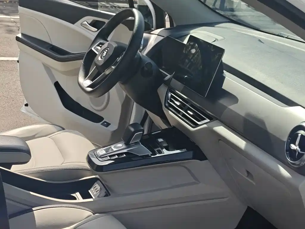 BYD Yuan Pro — миниатюра 6