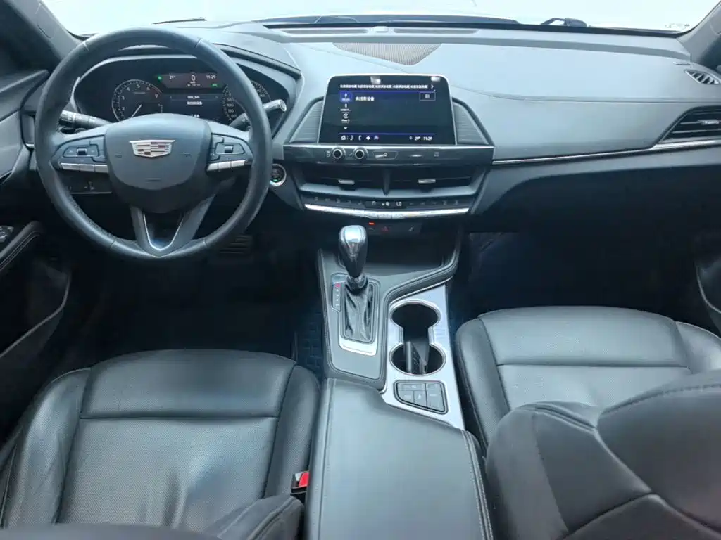 Cadillac CT4 — миниатюра 10