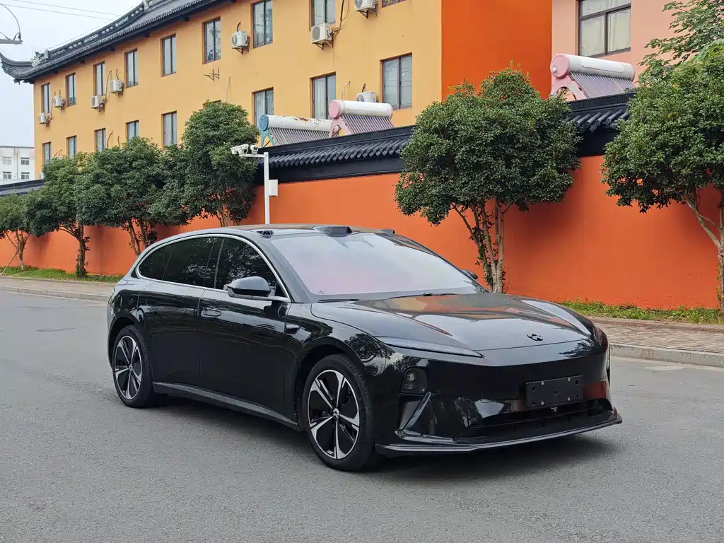 NIO ET5T — миниатюра 3