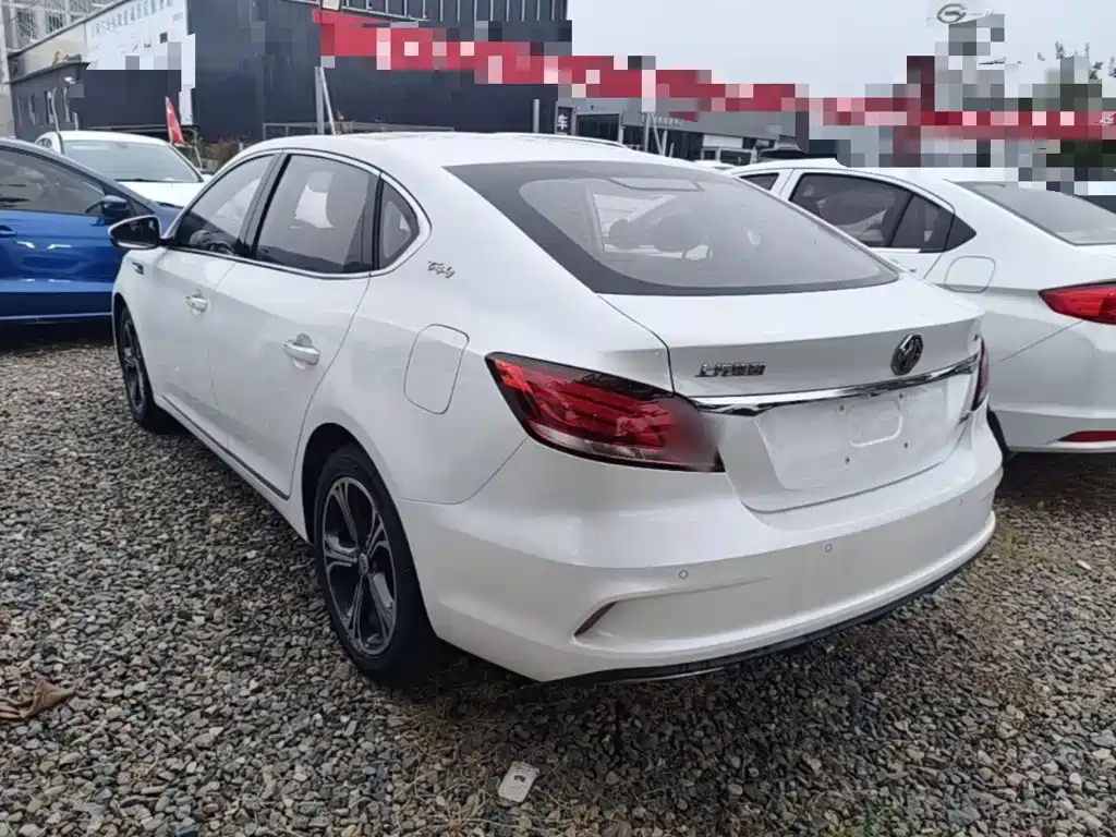 MG MG6 — миниатюра 5